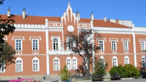KOJI SU RIZICI UZIMANJA KEŠ KREDITA: Narodna banka Srbije u Vršcu edukuje građane