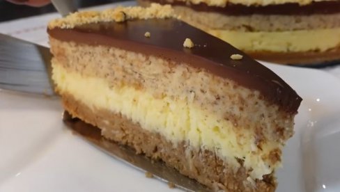 PRVIM ZALOGAJEM VRAĆA U DETINJSTVO! Pesak torta, gotova za samo pola sata, i to bez pečenja PRVIM ZALOGAJEM VRAĆA U DETINJSTVO! Pesak torta, gotova za samo pola sata, i to bez pečenja