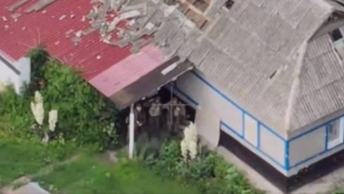 (MAPA) VELIKI UDARAC ZA UKRAJINU: Ruska vojska zauzela prvo mesto u novoj oblasti, vijori se zastava (VIDEO) (MAPA) VELIKI UDARAC ZA UKRAJINU: Ruska vojska zauzela prvo mesto u novoj oblasti, vijori se zastava (VIDEO)