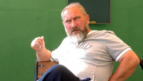 PREMINUO DAMIR DOKIĆ! Vest potvrdili ćerka Jelena i sin Savo PREMINUO DAMIR DOKIĆ! Vest potvrdili ćerka Jelena i sin Savo