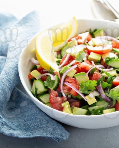 SVI ĆE TRAŽITI RECEPT: Jednostavna salata sa avokadom i povrćem SVI ĆE TRAŽITI RECEPT: Jednostavna salata sa avokadom i povrćem