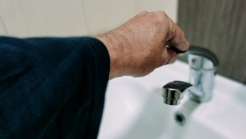 DEO PODBARE U UTORAK BEZ VODE : Radovi JKP Vodovod i kanalizacija u Novom Sadu DEO PODBARE U UTORAK BEZ VODE : Radovi JKP Vodovod i kanalizacija u Novom Sadu