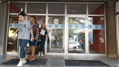 PUCAJU BLOKADE: Online nastava pocinje 9. juna na FPN PUCAJU BLOKADE: Online nastava pocinje 9. juna na FPN