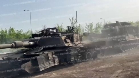 ZAPLENJENA JOŠ DVA ABRAMSA: Moskva raspolaže većim brojem Abramsa nego Kijev dok odvlače i britanski Čelindžer CRARRV (VIDEO) ZAPLENJENA JOŠ DVA ABRAMSA: Moskva raspolaže većim brojem Abramsa nego Kijev dok odvlače i britanski Čelindžer CRARRV (VIDEO)