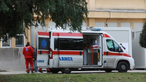 PACIJENT PRETUKAO MEDICINSKU SESTRU NA NOVOM BEOGRADU: Oborio je na pod i šutirao PACIJENT PRETUKAO MEDICINSKU SESTRU NA NOVOM BEOGRADU: Oborio je na pod i šutirao