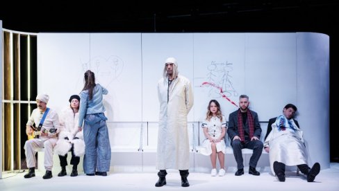 SNOVI U ZAGREBU: Predstava Narodnog pozorišta iz Beograda gostuje na Danima satire SNOVI U ZAGREBU: Predstava Narodnog pozorišta iz Beograda gostuje na Danima satire