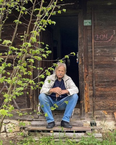 OVDE STANUJU STIHOVI: Zavirite u zlatiborsko utočište LJubivoja Ršumovića OVDE STANUJU STIHOVI: Zavirite u zlatiborsko utočište LJubivoja Ršumovića
