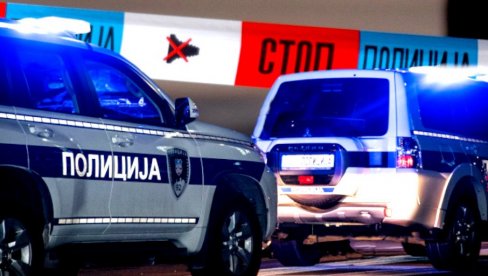 POLICIJA PRONAŠLA 7 MIGRANATA U AUTU KOD PIROTA: Uhapšen Užičanin zbog pokušaja krijumčarenja ljudi POLICIJA PRONAŠLA 7 MIGRANATA U AUTU KOD PIROTA: Uhapšen Užičanin zbog pokušaja krijumčarenja ljudi