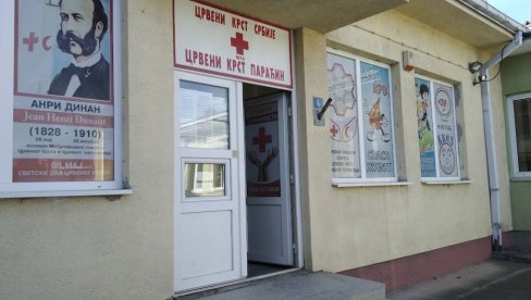 POVODOM „NEDELJE CRVENOG KRSTA“: U Paraćinu poklon-paketi za novorođene bebe POVODOM „NEDELJE CRVENOG KRSTA“: U Paraćinu poklon-paketi za novorođene bebe