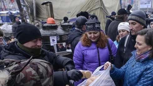 POLJSKA I LITVANIJA: Vraćaju vojno sposobne Ukrajince iz inostranstva