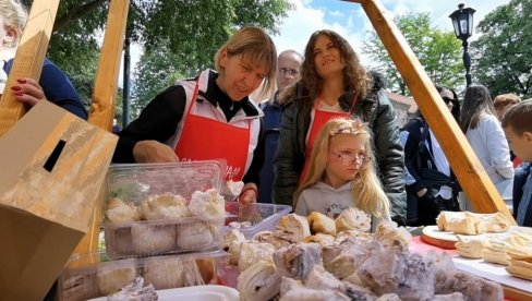 POSLASTICA OD SVINJSKOG SALA: Održana nova kulinarska manifestacija u Nišu