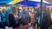 PALMA I DARIJA KISIĆ U MLADENOVCU: Pozvali građane Beograda i Mladenovca da na izborima 2. juna glasaju za listu broj 1