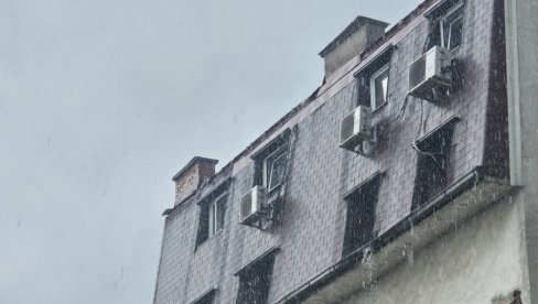 IMOVINA UNIŠTENA ZBOG OLUJE: Mnogi ne znaju da imaju pravo na naknadu, ovo su uslovi IMOVINA UNIŠTENA ZBOG OLUJE: Mnogi ne znaju da imaju pravo na naknadu, ovo su uslovi
