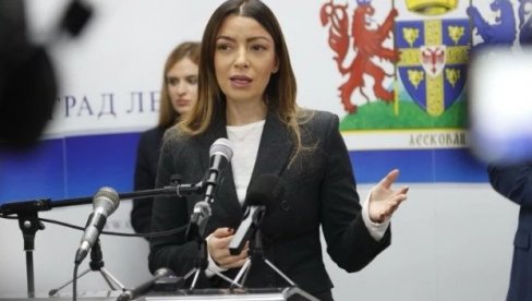 DOSTA VIŠE BLOKIRANJA NORMALNOG ŽIVOTA Ministarka Mesarović reagovala na haos u Novom Sadu (VIDEO) DOSTA VIŠE BLOKIRANJA NORMALNOG ŽIVOTA Ministarka Mesarović reagovala na haos u Novom Sadu (VIDEO)