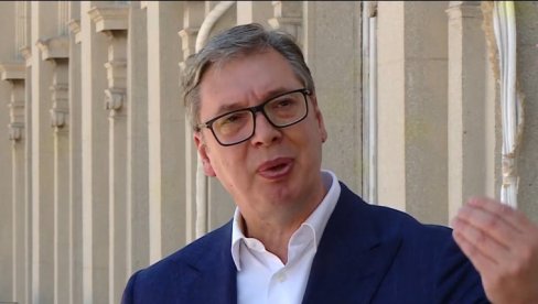 SVAKI DAN OVAKVIH BLOKADA, NJIMA PODRŠKA PADA Vučić o blokaderima: Bilo je više policajaca nego njih SVAKI DAN OVAKVIH BLOKADA, NJIMA PODRŠKA PADA Vučić o blokaderima: Bilo je više policajaca nego njih
