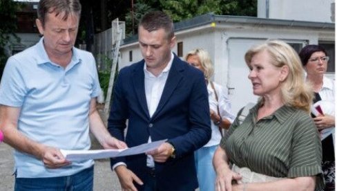U SUBOTICI POČELA OBNOVA I DOGRADNJA DOTRAJALE ZGRADE OŠ ĐURO SALAJ Sala za šampione U SUBOTICI POČELA OBNOVA I DOGRADNJA DOTRAJALE ZGRADE OŠ ĐURO SALAJ Sala za šampione