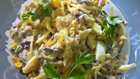IDEALNA ZA LETNJE DANE I LAGANE OBROKE: Salata od plavog patlidžana sa belim lukom IDEALNA ZA LETNJE DANE I LAGANE OBROKE: Salata od plavog patlidžana sa belim lukom