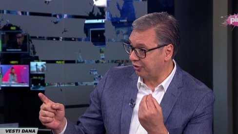 OVAKO IDU, STRMOGLAVO! Vučić o padu rejtinga blokadera - LJudi neće to, ljudi vole svoju državu! OVAKO IDU, STRMOGLAVO! Vučić o padu rejtinga blokadera - LJudi neće to, ljudi vole svoju državu!