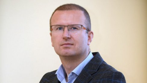 KOMENTAR: Tompson, Čajkovski i EU KOMENTAR: Tompson, Čajkovski i EU