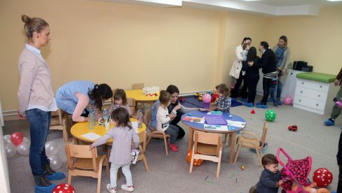 UGOVORI TOKOM LETA: Predškolske ustanove objavile konačne rang-liste upisane dece UGOVORI TOKOM LETA: Predškolske ustanove objavile konačne rang-liste upisane dece
