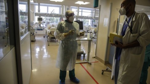 HITAN PREGLED ZA – 100 DANA! Liste čekanja u italijanskom zdravstvenom sistemu ogromne, ljudi odustaju od lečenja kada izgube strpljenje HITAN PREGLED ZA – 100 DANA! Liste čekanja u italijanskom zdravstvenom sistemu ogromne, ljudi odustaju od lečenja kada izgube strpljenje