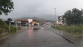 GRAD I OLUJNO NEVREME U PODGORICI: Naselja ostala bez struje, snažno nevreme pogodilo Crnu Goru