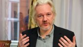 АСАНЖ НА СЛОБОДИ? Оснивач Викиликса постигао споразум са САД, у уторак се изјашњава да је крив по једној тачки оптужнице (ВИДЕО)