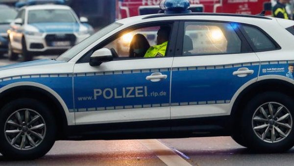 УПРАВЉАО ВОЗОМ СА 2,8 ПРОМИЛА АЛКОХОЛА: Немачка полиција зауставила пијаног машиновођу