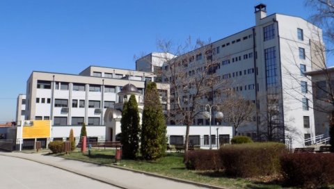 НА РЕСПИРАТОРУ ПЕТ ОСОБА: У лесковачкој ковид болници и даље више од 200 пацијената