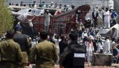 REAGUJ PRE NEGO ŠTO BUDE PREKASNO: Masovni protesti u Pakistanu (VIDEO)