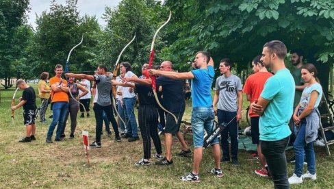 ПОГОДАК У ЦИЉ - ЗА ТРОФЕЈ: Такмичење у стреличарству у недељу, 22. децембра