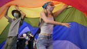 U BUKUREŠTU MIRNO ODRŽAN PRAJD: Hiljade učesnika na Paradi ponosa, bez incidenata