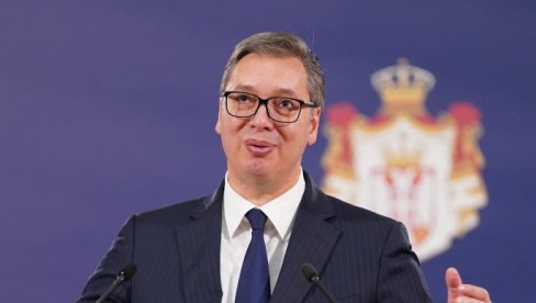 U PETAK PREUZIMAM ZASTAVU EKSPA Vučić: Da je čuvam i da je sa ponosom zavijorim