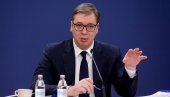 POLITIKO JOŠ JEDNOM ODAO PRIZNANJE PREDSEDNIKU VUČIĆU: Šolak i njegovi novinari hoće da se pojedu od muke