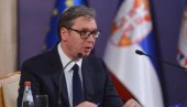 VUČIĆ SUTRA SA MANČOM: Predsednik razgovara sa komandantom Komande združenih snaga NATO