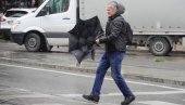 OTPADAJU FASADE SA KUĆA: Orkanski vetar pravi probleme u Hrvatskoj, na snazi brojne zabrane saobraćaja