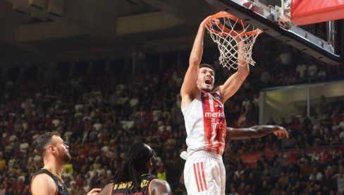 LEPE VESTI ZA NAVIJAČE CRVENE ZVEZDE: Filip Petušev igra protiv Žalgirisa