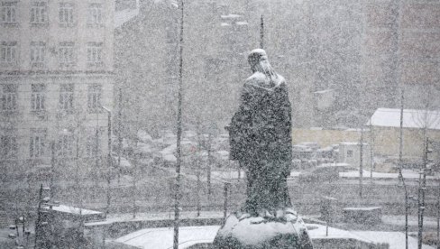 OGLASIO SE RHMZ: Spremite se za sneg, pašće baš u ovom delu (FOTO)