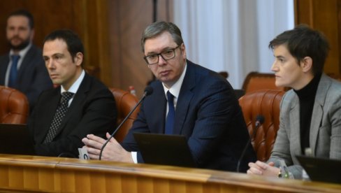 VUČIĆ SUTRA NA SEDNICI VLADE SRBIJE: U planu i drugo vanredno zasedanje Republičkog štaba za vanredne situacije