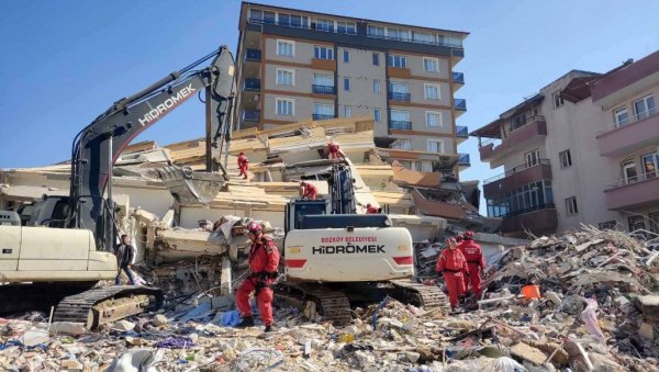 ПРОНАЂЕНА ТЕЛА ЧЕТИРИ ОДБОЈКАШИЦЕ ХАТАЈА: Откривене нове жртве незапамћене трагедије у Турској и Сирији