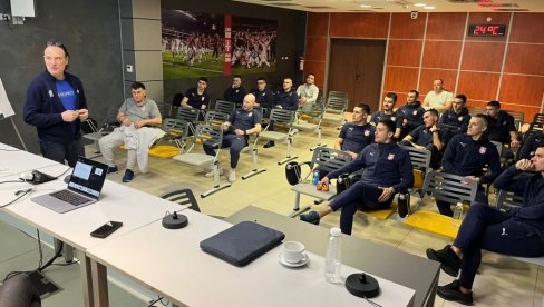 EDUKACIJA U FUDBALSKOM SAVEZU SRBIJE: Futsaleri u borbi protiv dopinga