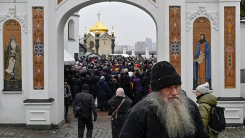 ПРОГОН СВЕТИЊА СУ БРУТАЛНИ ПОСТУПЦИ: Албанска православна црква подржала канонску Украјинску православну цркву