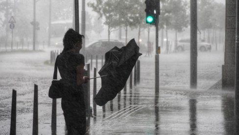 STIŽU NAM OBILNE PADAVINE: Više od 50 mililitara kiše za 24 sata, ovaj deo zemlje prvi na udaru (FOTO)