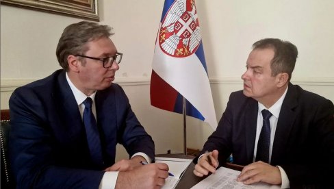 APSOLUTNA PODRŠKA VUČIĆU: Dačić - Opozicioni program je nasilje, pretnje i povratka u prošlost, nasuprot programa razvoja i stabilnosti Srbije