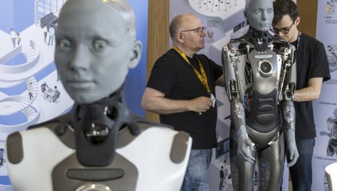 TAJNA JE U PATIKAMA: Predstavljen najbrži na svetu humanoidni robot (VIDEO)