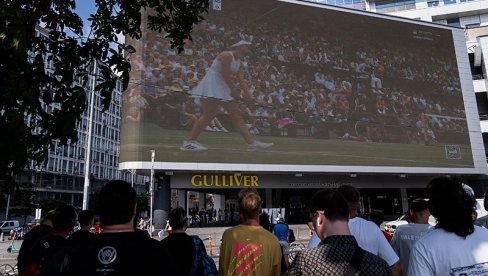 TENISKI SVET U NEVERICI! Bila pre mesec dana na frontu u Ukrajini, pa demolirala Ruskinju za četvrtfinale Australijan opena