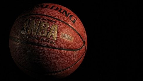 SVI SU KRALI OD MENE...ČAK I MAJKA: NBA zvezda rasplakala sve svojom životnom pričom