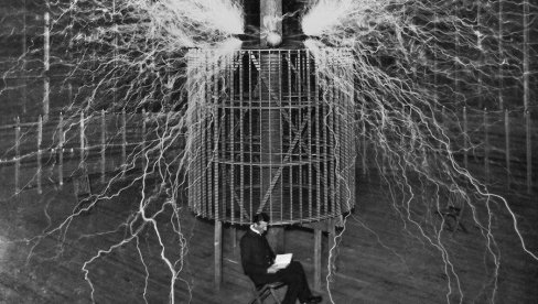 SVE JE ČUVAO U GLAVI: Pre 82 godine preminuo Nikola Tesla