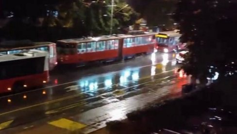 TRAMVAJ UDARIO ČOVEKA: Drama u Beogradu