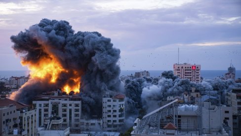 ČETVORO BOLNIČARA UBIJENO DANAS U GAZI: Od početka sukoba njih deset izgubilo živote